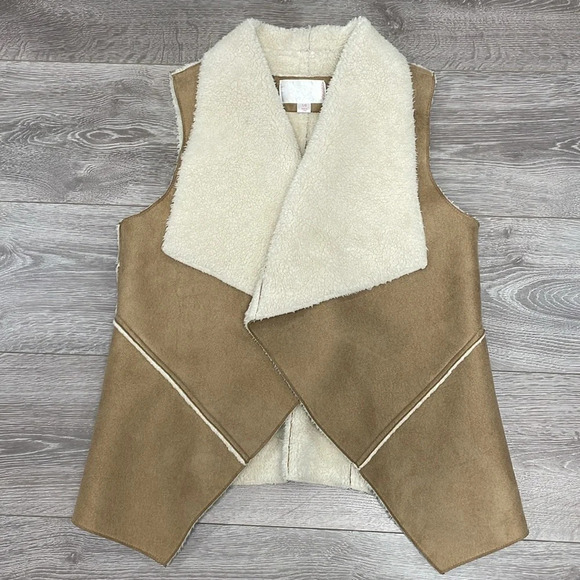 Xhilaration Faux Suede Sherpa Open Vest L - Picture 3 of 15